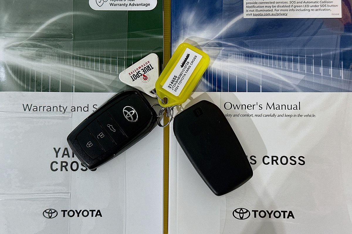 2024 Toyota YARIS CROSS URBAN HYBRID (AWD) MXPJ15R