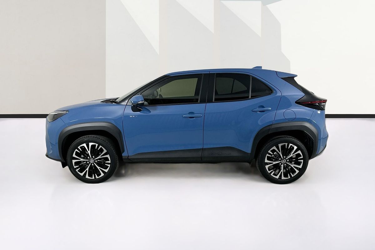 2024 Toyota YARIS CROSS URBAN HYBRID (AWD) MXPJ15R