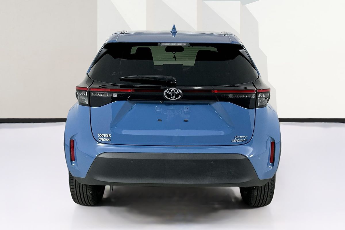2024 Toyota YARIS CROSS URBAN HYBRID (AWD) MXPJ15R