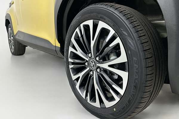 2022 Toyota YARIS CROSS URBAN HYBRID (AWD) MXPJ15R