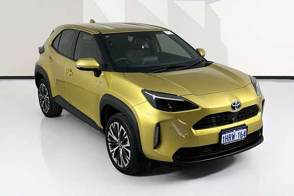 2022 Toyota YARIS CROSS URBAN HYBRID (AWD) MXPJ15R