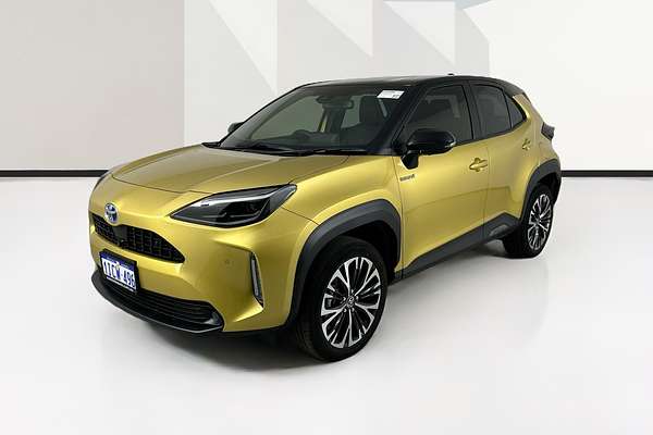 2024 Toyota YARIS CROSS Urban MXPJ10R