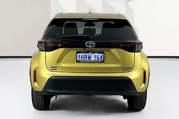 2022 Toyota YARIS CROSS URBAN HYBRID (AWD) MXPJ15R