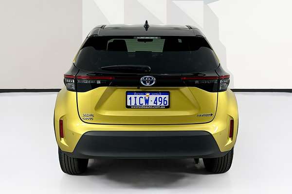 2024 Toyota YARIS CROSS Urban MXPJ10R