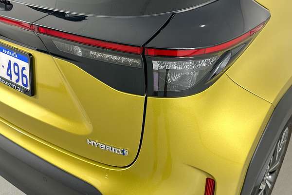 2024 Toyota YARIS CROSS Urban MXPJ10R