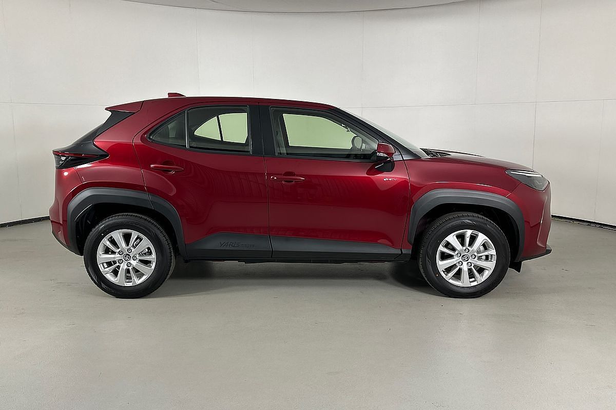 2024 Toyota YARIS CROSS GX HYBRID MXPJ10R