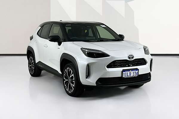 2024 Toyota YARIS CROSS URBAN HYBRID (AWD) MXPJ15R