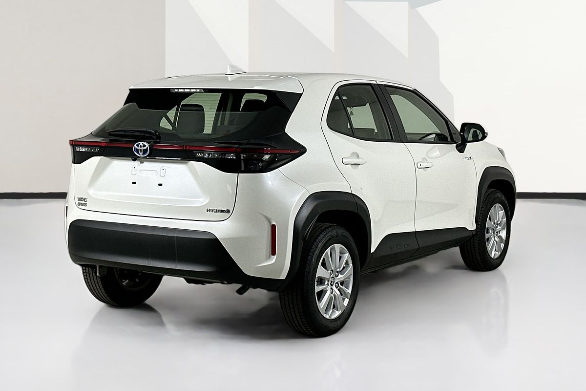2022 Toyota YARIS CROSS GX HYBRID (AWD) MXPJ15R