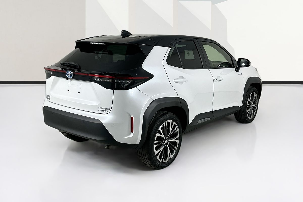 2023 Toyota YARIS CROSS URBAN HYBRID MXPJ10R