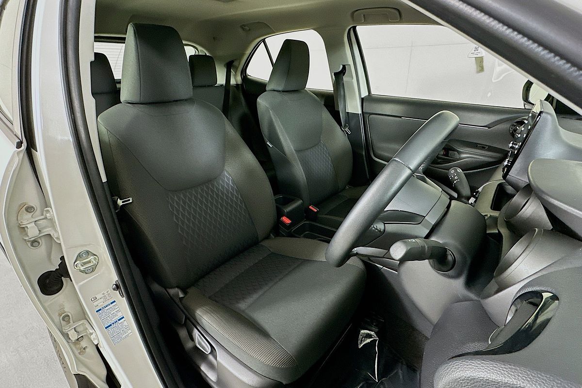 2022 Toyota YARIS CROSS GX HYBRID (AWD) MXPJ15R