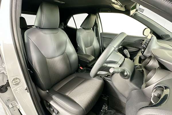 2023 Toyota YARIS CROSS URBAN HYBRID MXPJ10R