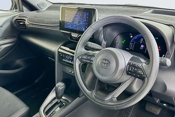 2024 Toyota YARIS CROSS URBAN HYBRID (AWD) MXPJ15R