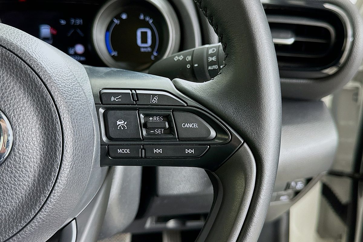 2022 Toyota YARIS CROSS GX HYBRID (AWD) MXPJ15R