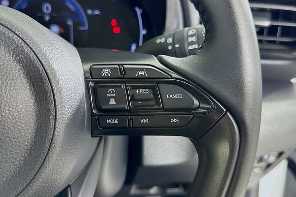 2024 Toyota YARIS CROSS URBAN HYBRID (AWD) MXPJ15R