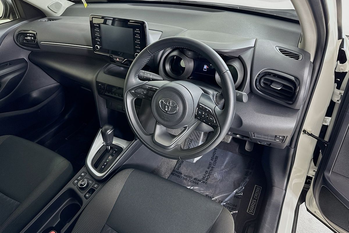 2022 Toyota YARIS CROSS GX HYBRID (AWD) MXPJ15R