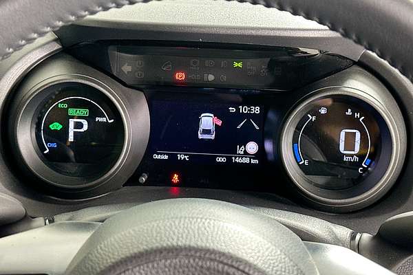 2023 Toyota YARIS CROSS URBAN HYBRID MXPJ10R