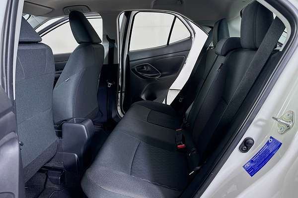 2022 Toyota YARIS CROSS GX HYBRID (AWD) MXPJ15R