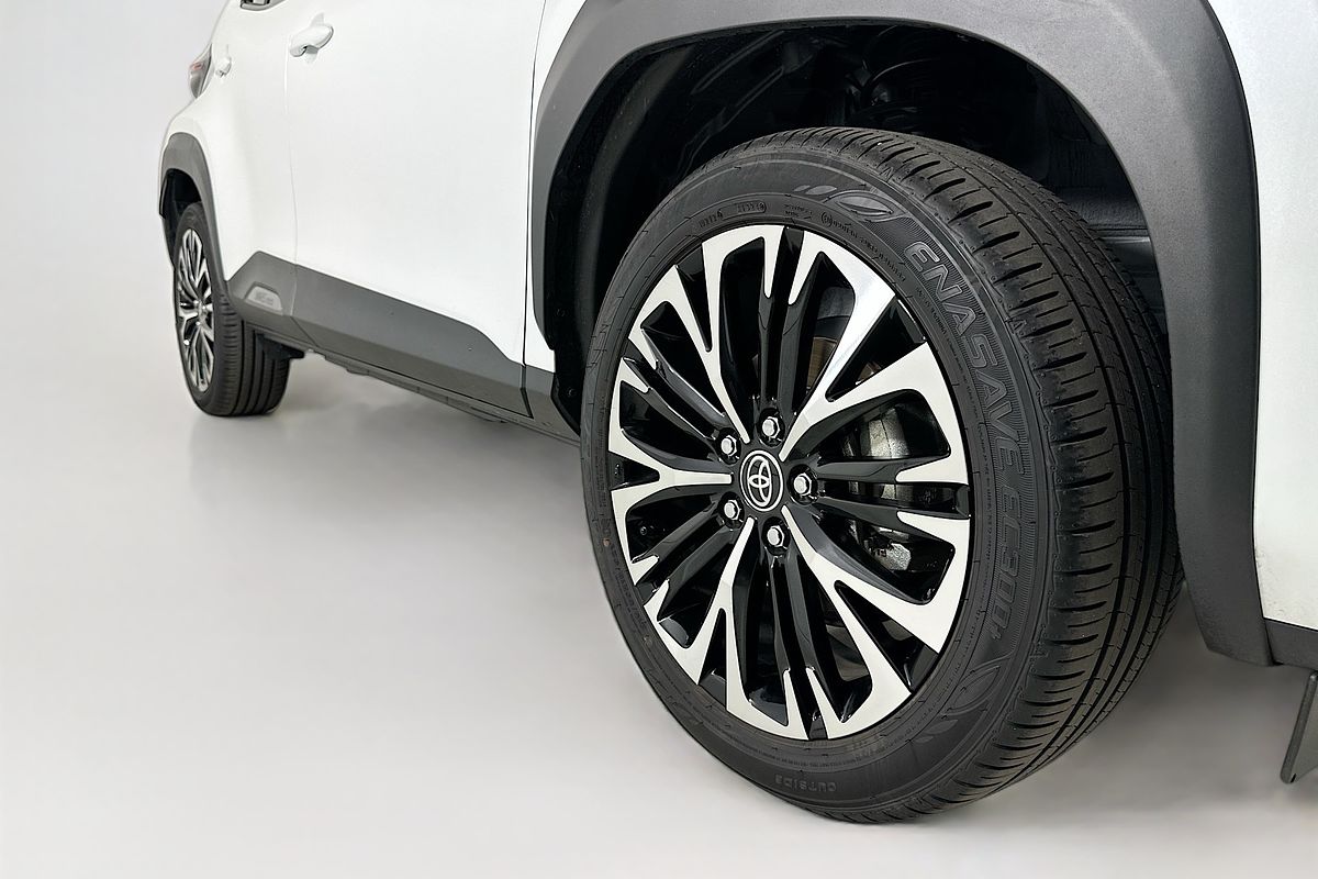 2024 Toyota YARIS CROSS URBAN HYBRID (AWD) MXPJ15R