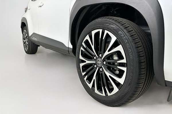 2024 Toyota YARIS CROSS URBAN HYBRID (AWD) MXPJ15R