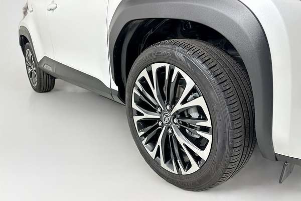 2023 Toyota YARIS CROSS URBAN HYBRID MXPJ10R