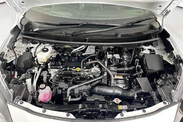 2023 Toyota YARIS CROSS URBAN HYBRID MXPJ10R