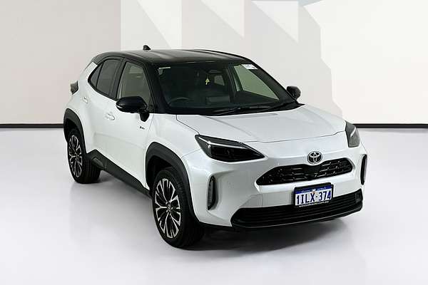 2024 Toyota YARIS CROSS URBAN HYBRID (AWD) MXPJ15R