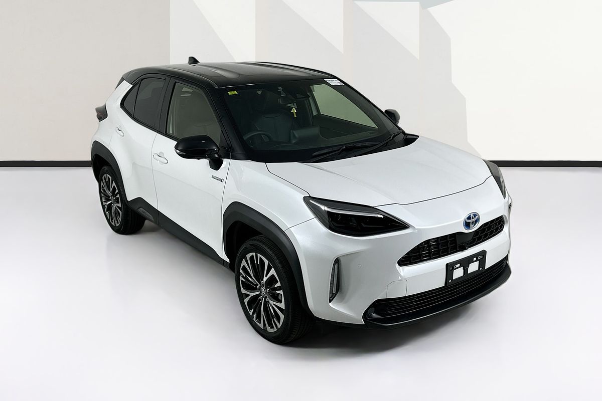 2023 Toyota YARIS CROSS URBAN HYBRID MXPJ10R