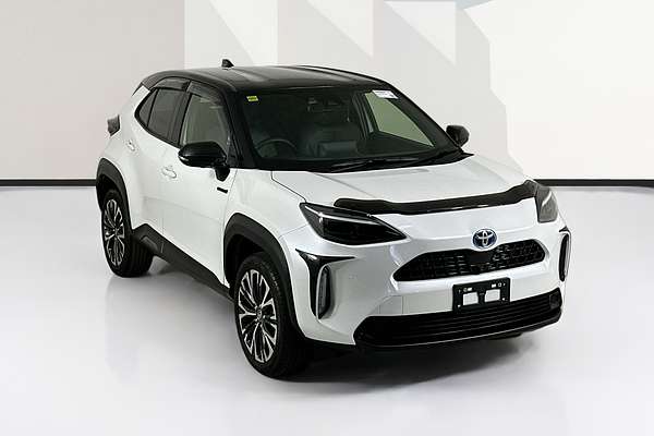 2023 Toyota YARIS CROSS URBAN HYBRID MXPJ10R