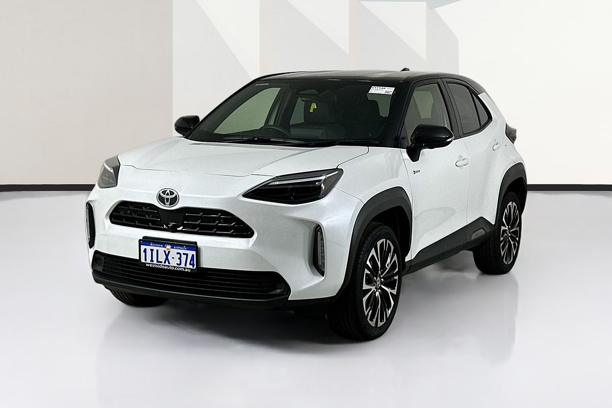 2024 Toyota YARIS CROSS URBAN HYBRID (AWD) MXPJ15R