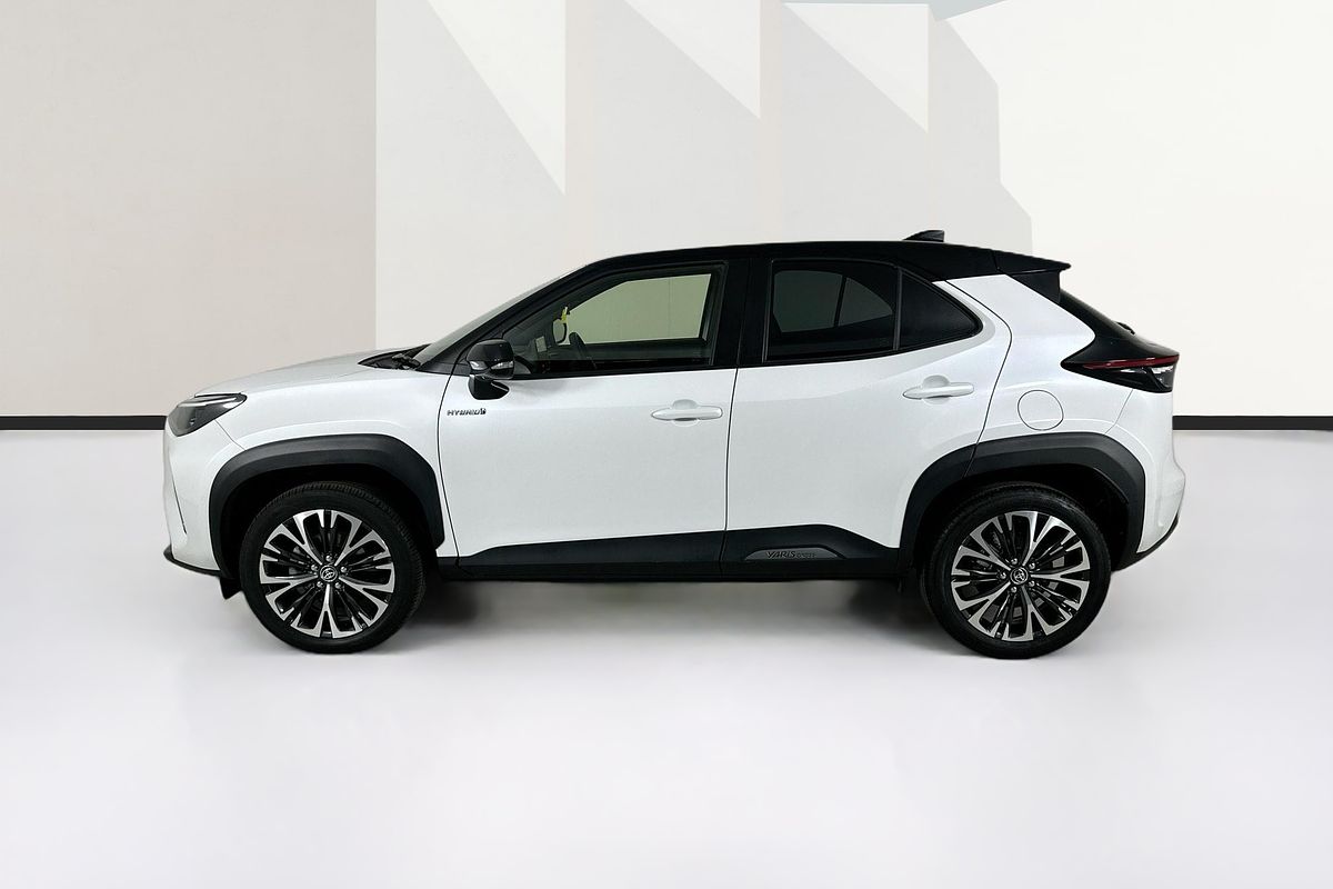 2023 Toyota YARIS CROSS URBAN HYBRID MXPJ10R