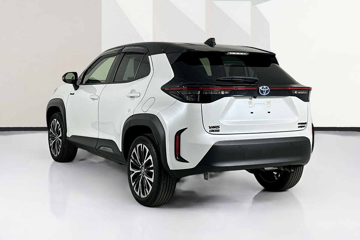 2023 Toyota YARIS CROSS URBAN HYBRID MXPJ10R