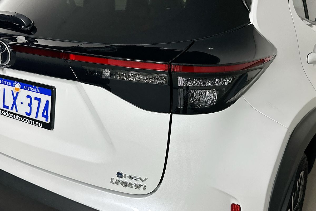2024 Toyota YARIS CROSS URBAN HYBRID (AWD) MXPJ15R