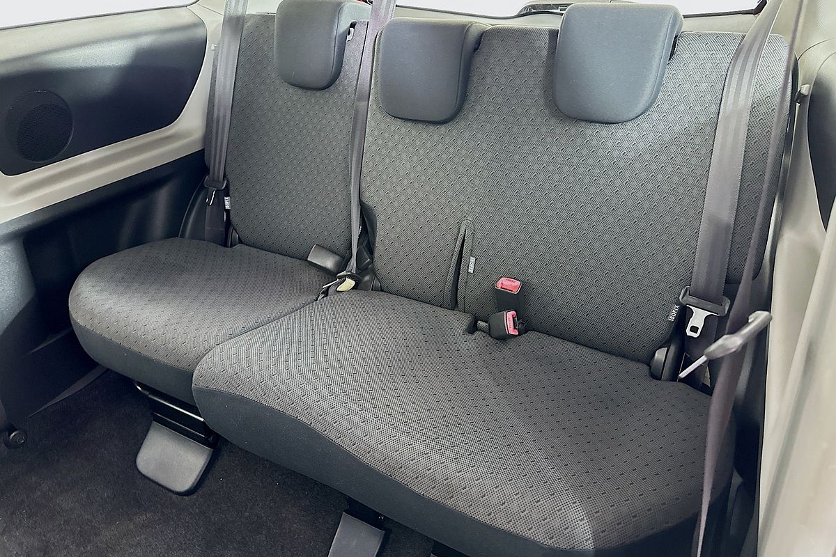 2009 Toyota YARIS EDGE NCP90R 08 UPGRADE