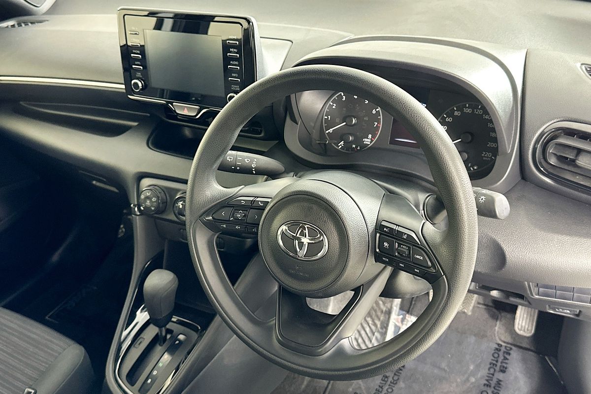 2021 Toyota YARIS ASCENT SPORT MXPA10R