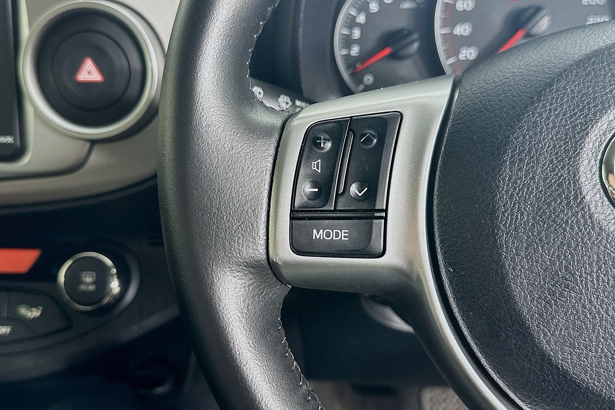 2013 Toyota YARIS YRX NCP131R
