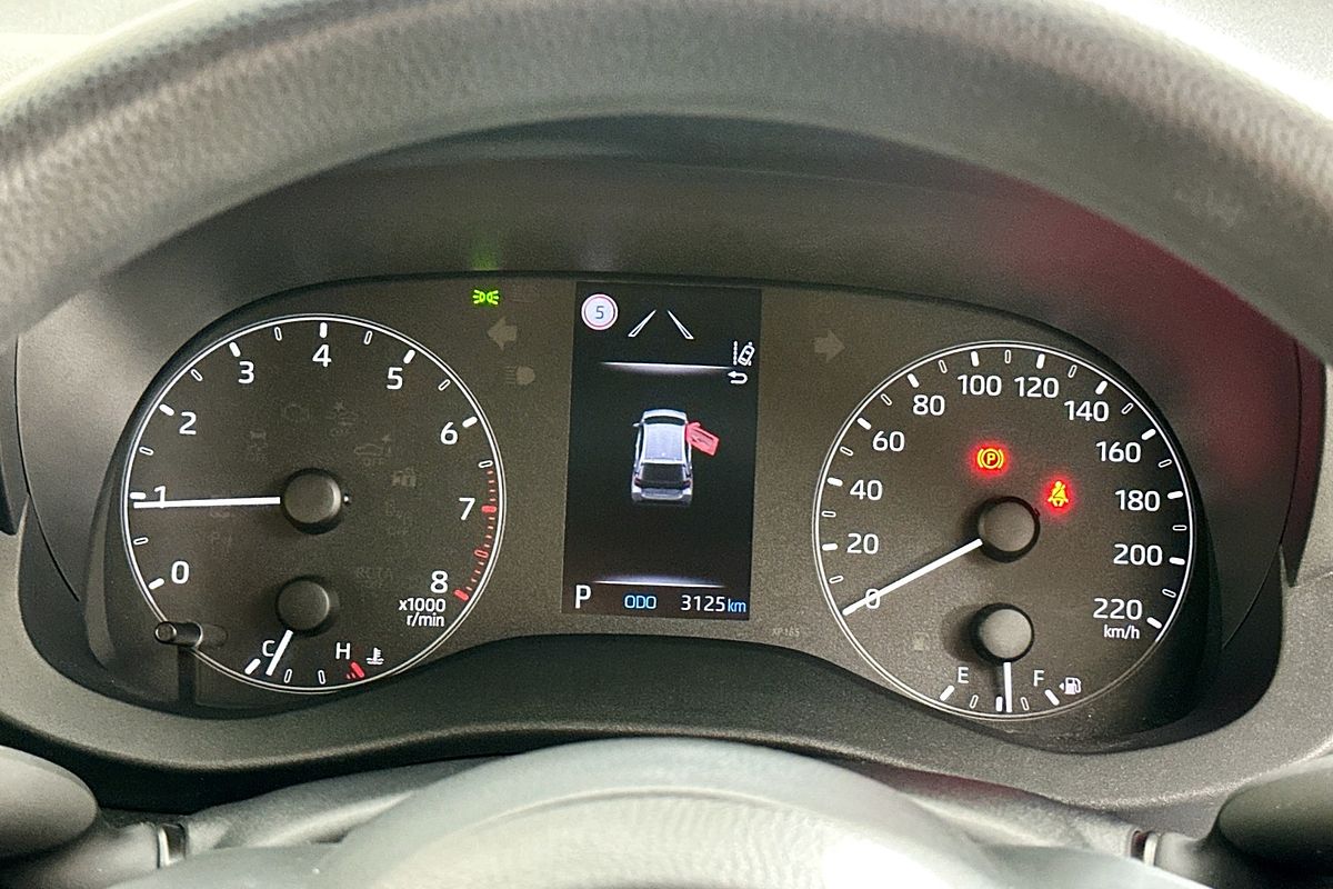 2021 Toyota YARIS ASCENT SPORT MXPA10R