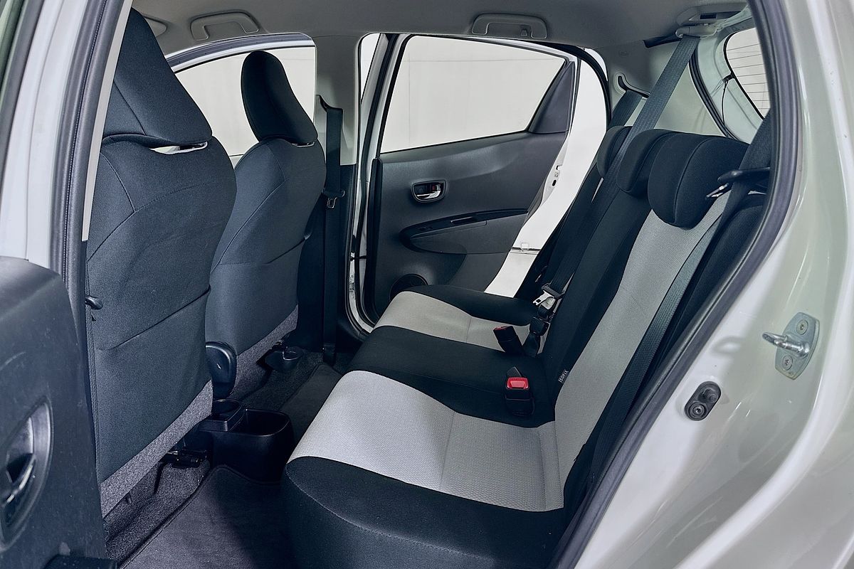 2013 Toyota YARIS YRX NCP131R