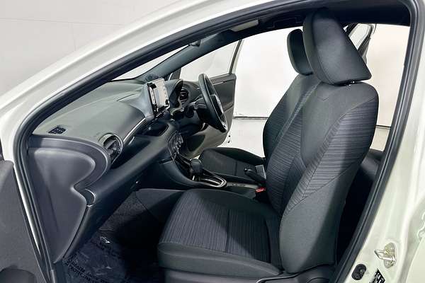 2021 Toyota YARIS ASCENT SPORT MXPA10R