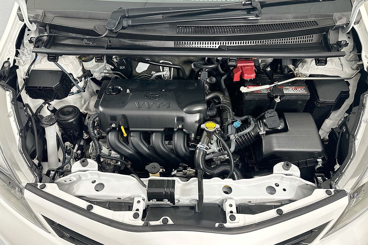 2013 Toyota YARIS YRX NCP131R