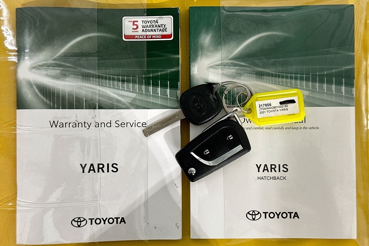 2021 Toyota YARIS ASCENT SPORT MXPA10R