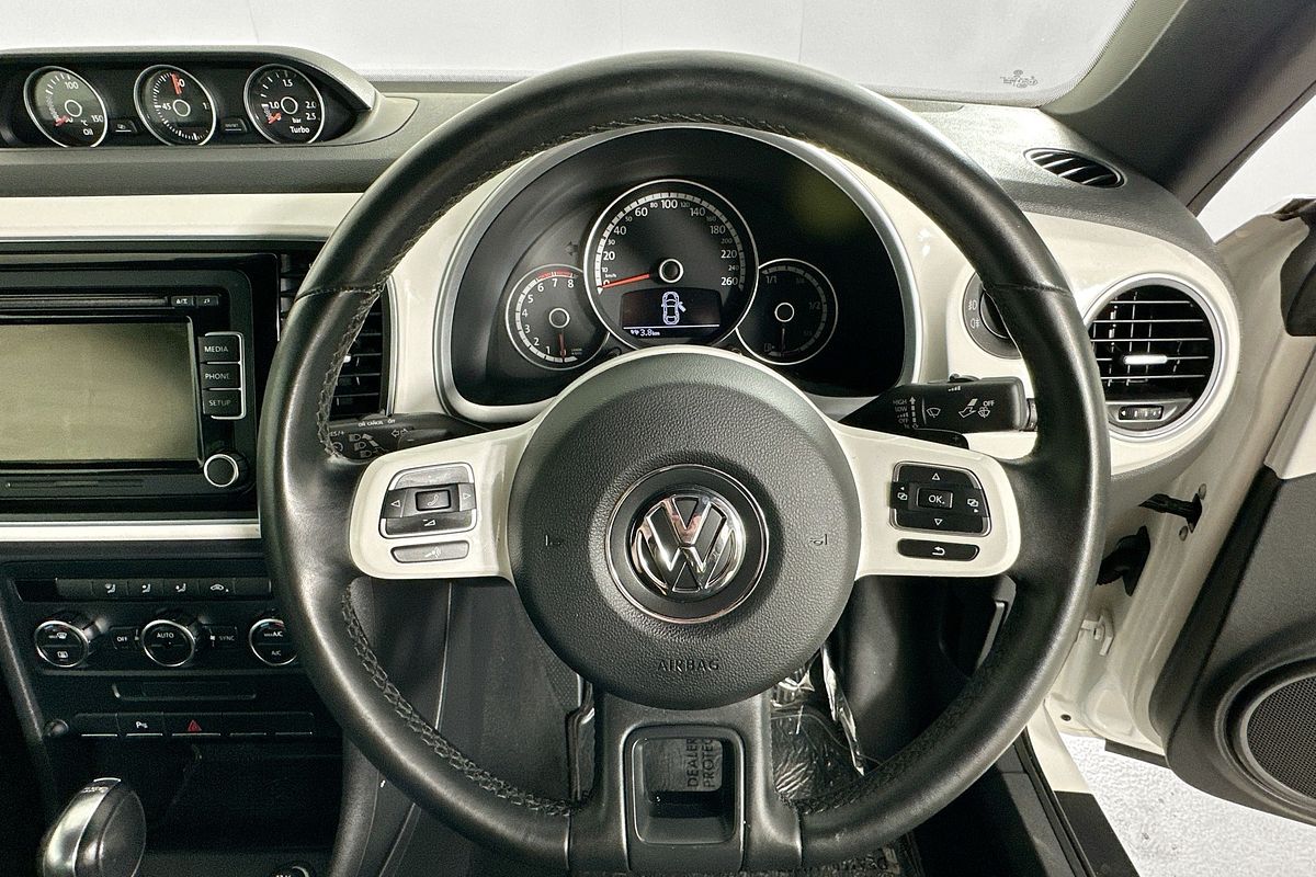 2014 Volkswagen BEETLE  1L