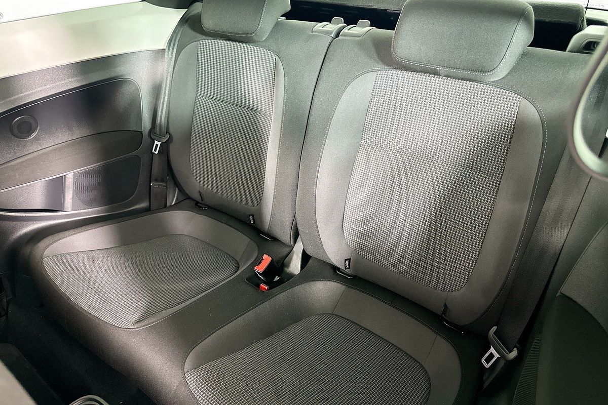 2014 Volkswagen BEETLE  1L