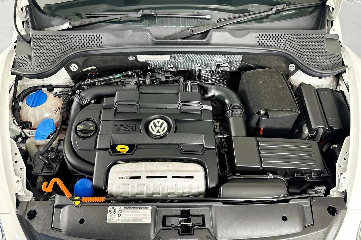 2014 Volkswagen BEETLE  1L