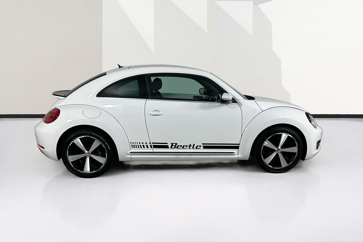 2014 Volkswagen BEETLE  1L