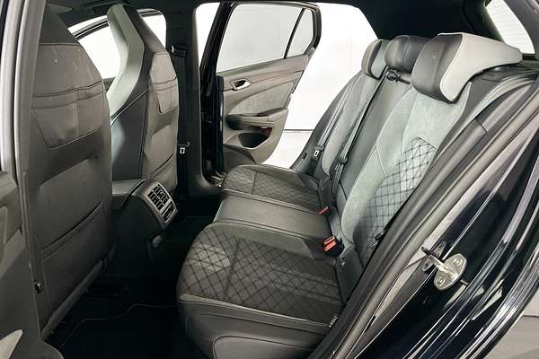 2022 Volkswagen GOLF 110TSI R-LINE MARK 8 MY22.5