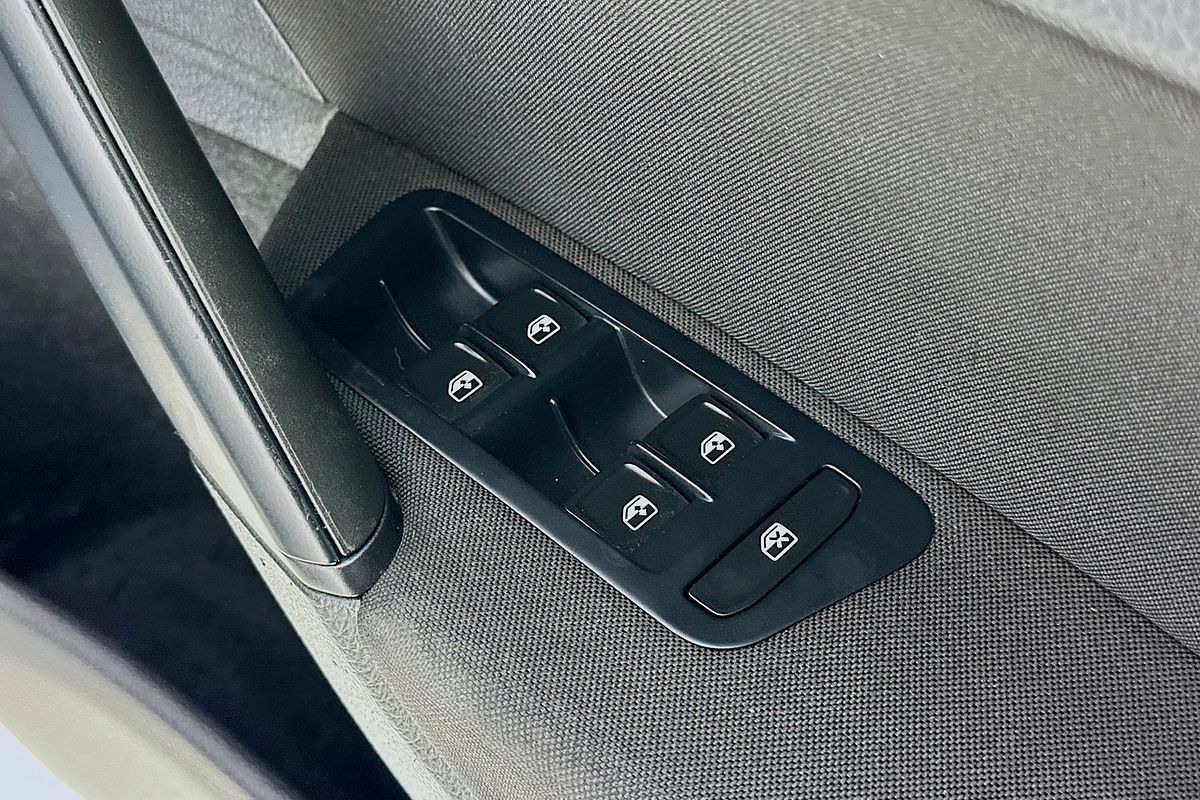 2017 Volkswagen GOLF 110TSI AU MY18