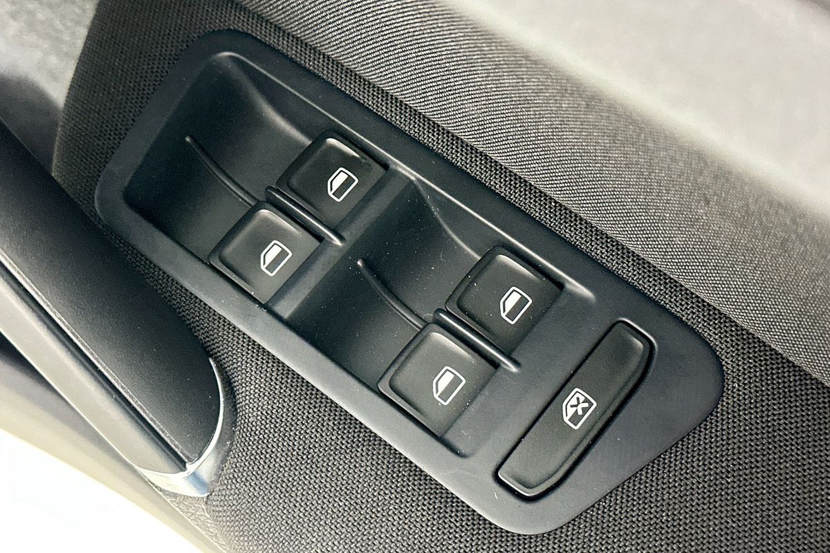 2014 Volkswagen Golf 90 TSI COMFORTLINE AU MY14