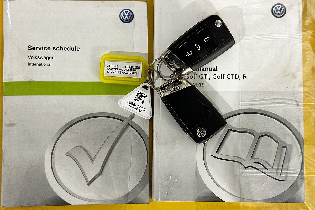 2016 Volkswagen GOLF GTI 40 YEARS AU