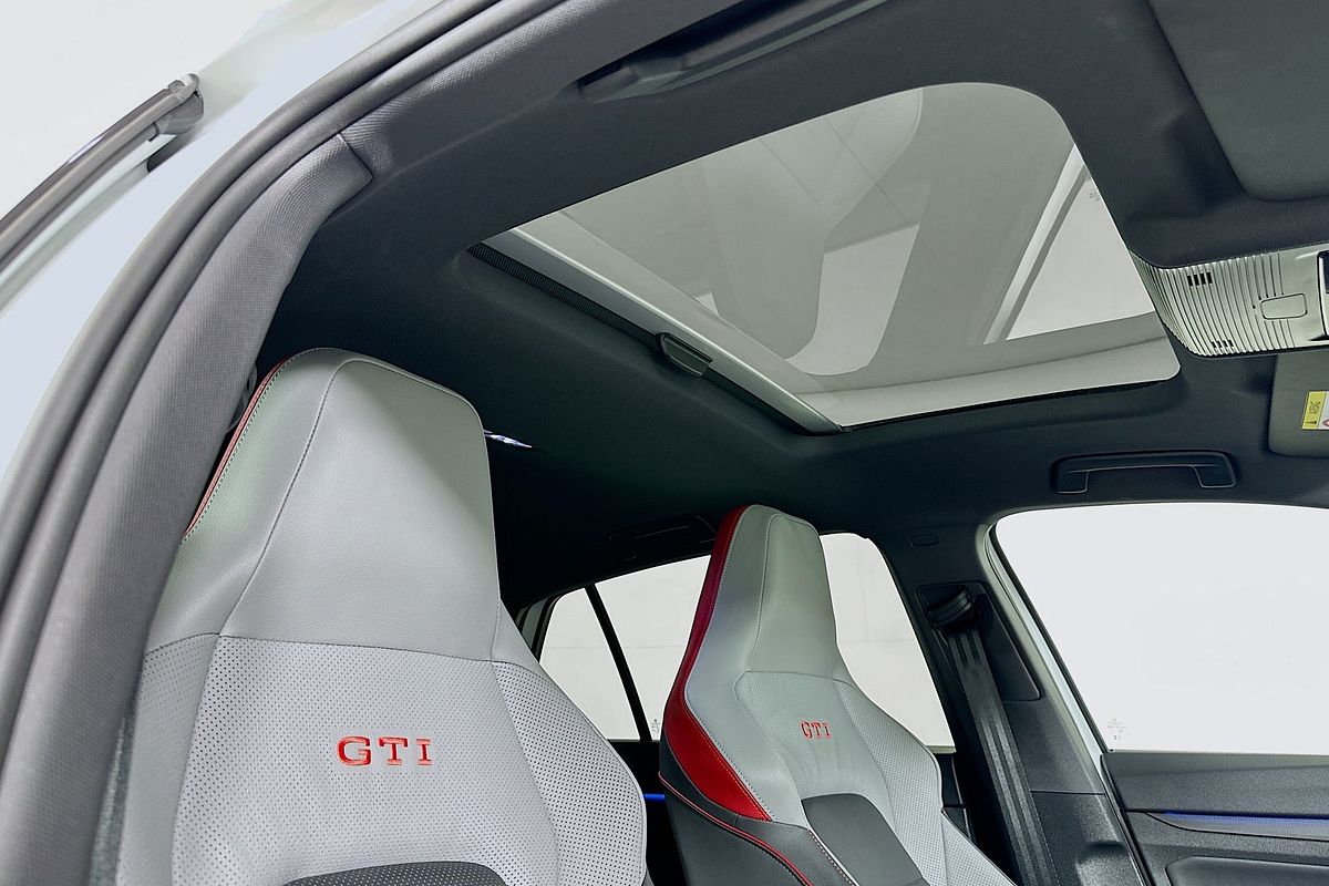 2024 Volkswagen Golf GTi MARK 8 CD MY24