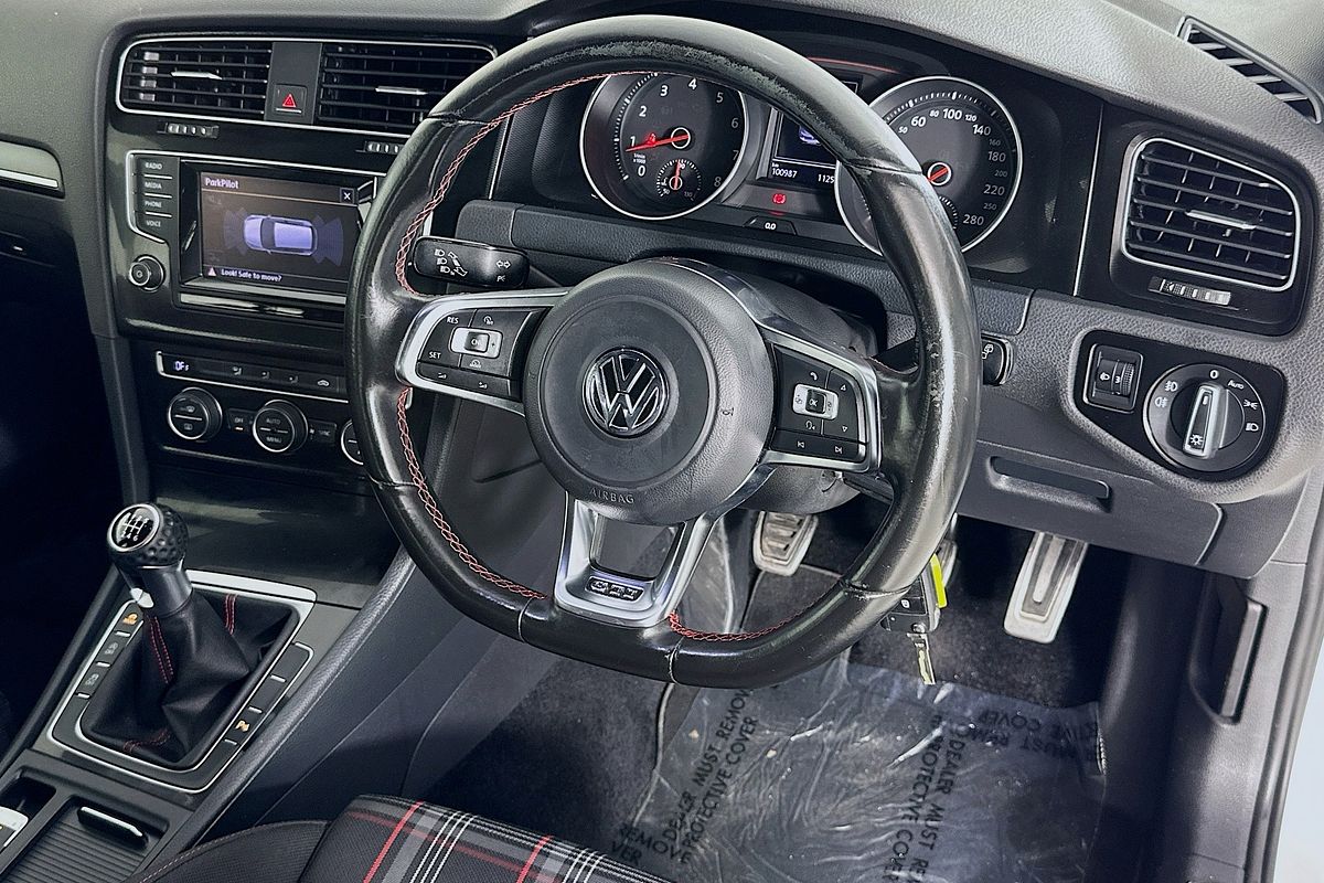 2014 Volkswagen GOLF GTI 7